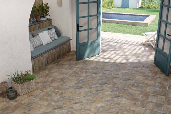 Explora la colección Argile de Mainzu Ceramica: gres porcelánico efecto barro en 3 colores, ideal para suelos y paredes elegantes y antideslizantes.