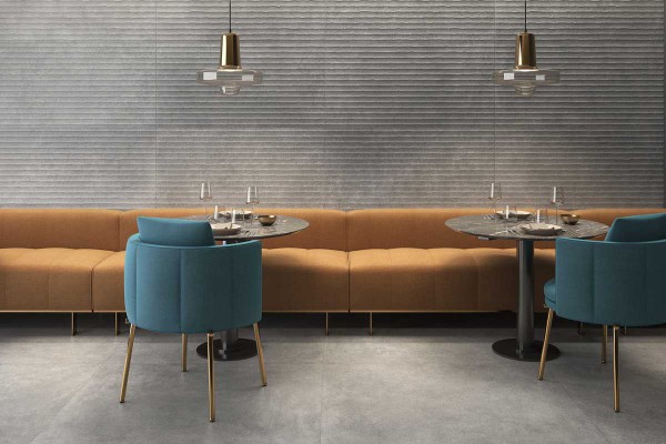 Geotiles, Portland Cersaie 2023. Efecto cemento 4 colores y 5 formatos, incluyendo 60x120 con relieve decorativo ¡Espacios minimalistas y elegantes garantizados!